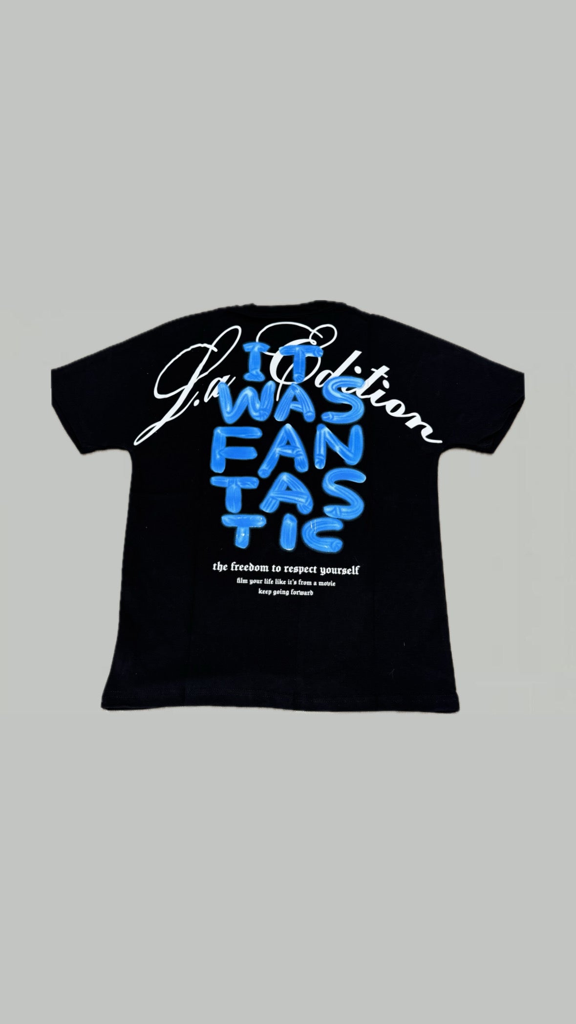 T-SHIRT NERA CON STAMPA