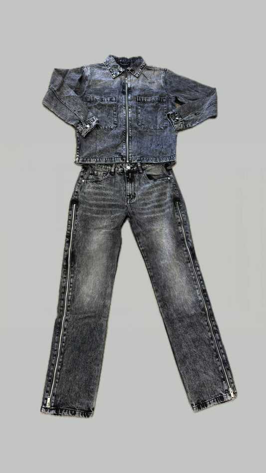 COORDINATO DI JEANS GRIGEO