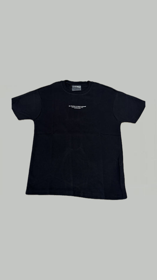 T-SHIRT NERA CON STAMPA